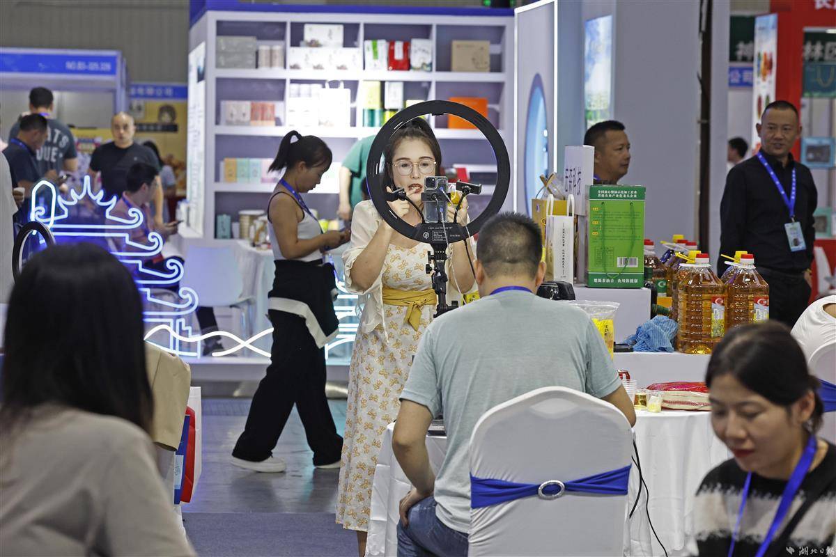 伯爵2娱乐下载